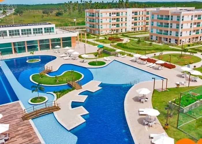 Flats Térreo Em - Muro Alto Condomínio Clube