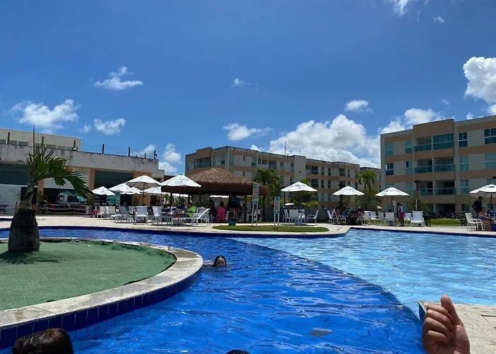 Flats Térreo Em - Muro Alto Condomínio Clube